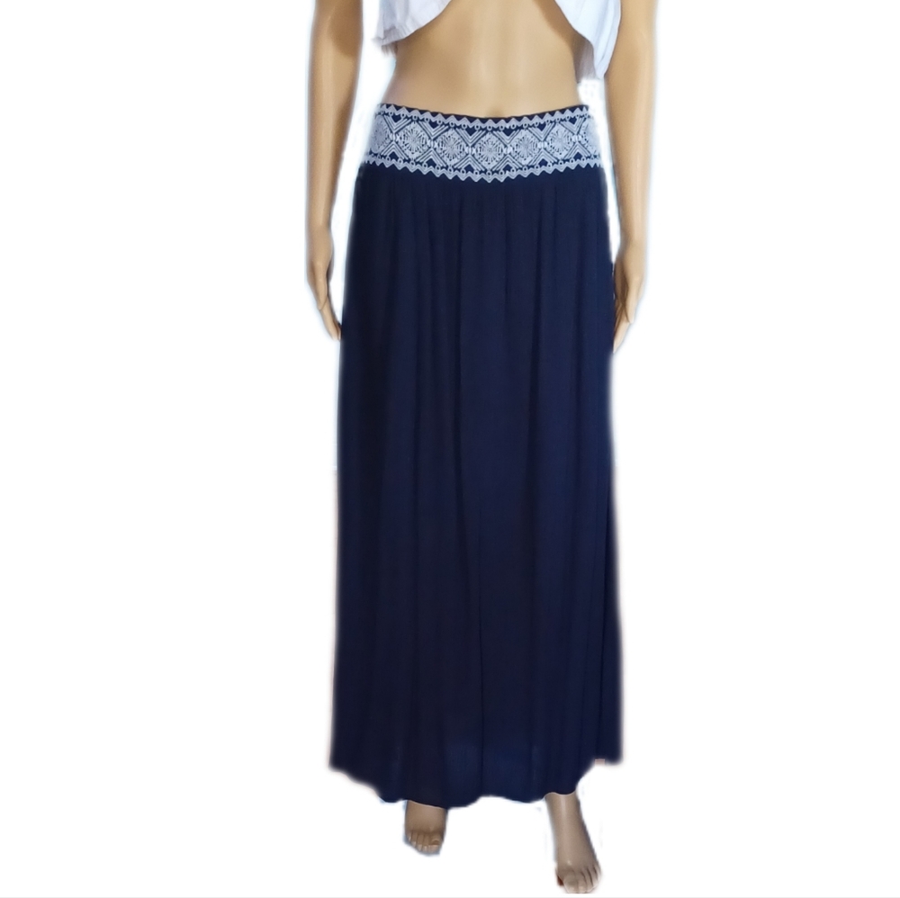 NEW Directions L blue embroidered maxi skirt - Picture 1 of 9